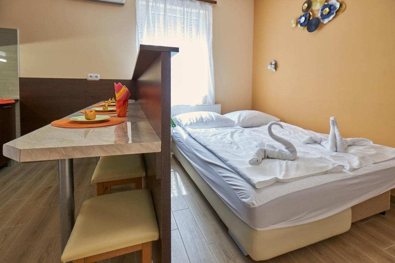 Amulett Comfort Apartment Hajduszoboszlo Exterior photo